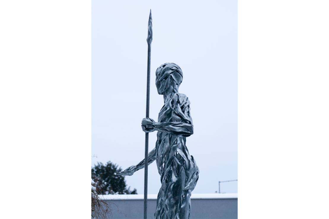 Kovaná figurální socha
